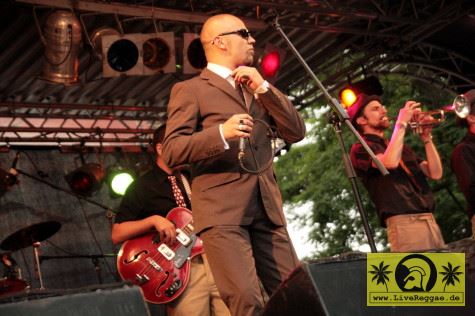 The One Droppers (I) This Is Ska Festival - Wasserburg, Rosslau - 27. Juni 2009 (10).jpg